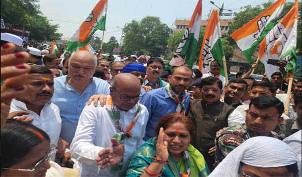 BJP Stages Protest March in Patna Over ‘Insult to PM Modi’; Clash Erupts with Congress Workers